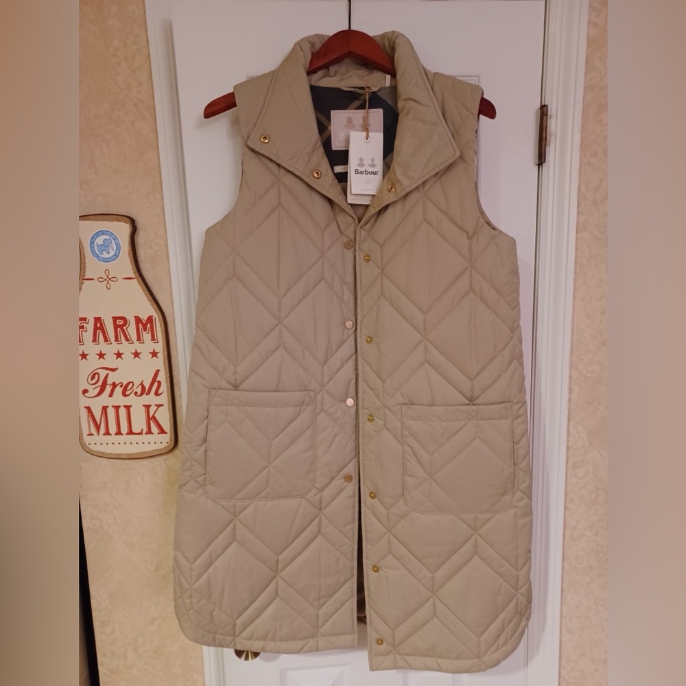 Brand New Barbour Women's Beige Quilted Vest - Cosmia Gilet Style